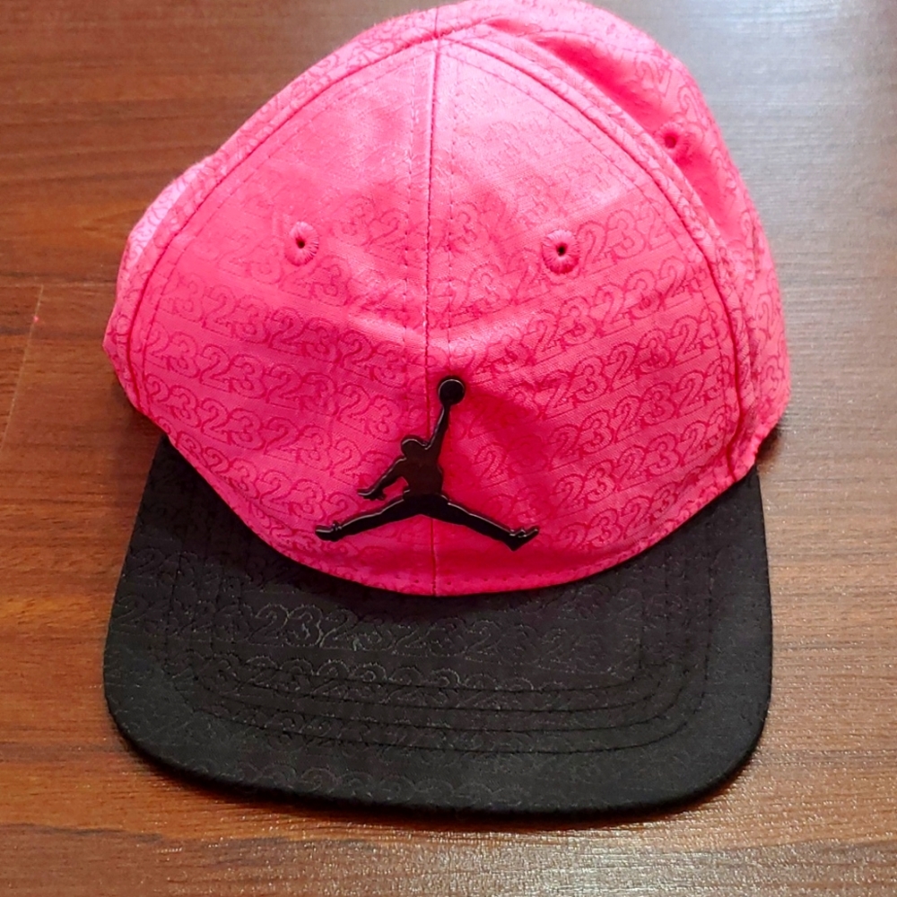 Jordan fitted hat - infant